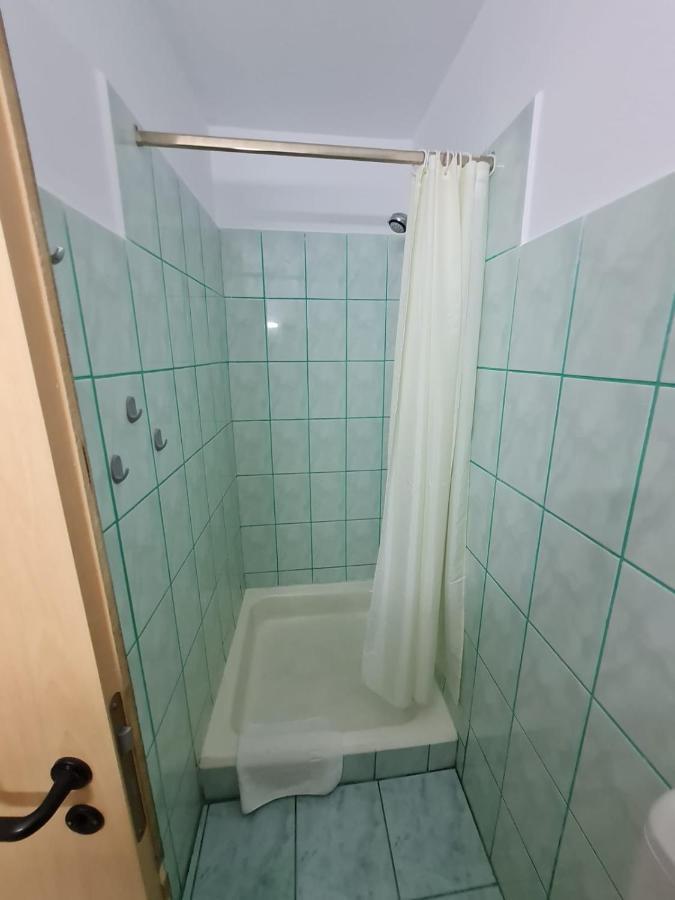 Randunica 호텔 Văliug 외부 사진